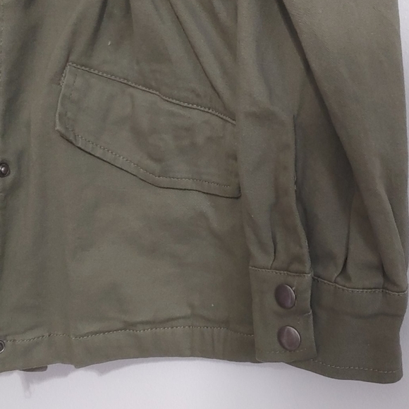 Francesca’s Military Style Olive Green Jacket - Picture 5 of 15